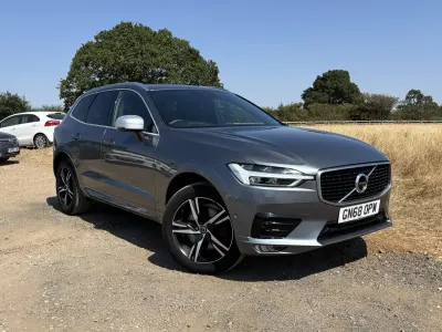 Used Volvo XC60 R-Design 187 HP (137 kW) 2018 Grey SUV