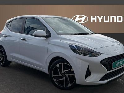 Used Hyundai i10 Premium 63 HP (46 kW) 2025 White Hatchback