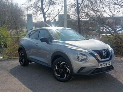 Used Nissan Juke N-Connecta 114 HP (83 kW) 2023 Silver SUV