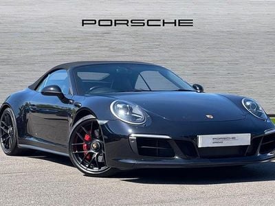 Begagnad Porsche 911 450 HK (330 kW) 2018 Svart Cab