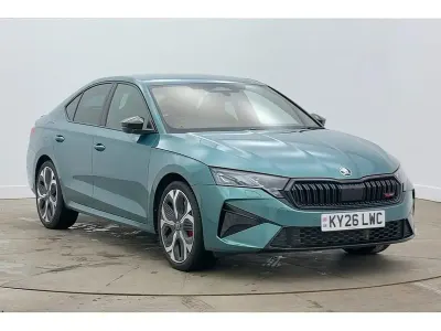Used Skoda Octavia vRS 195 HP (143 kW) 2026 Water world green Hatchback