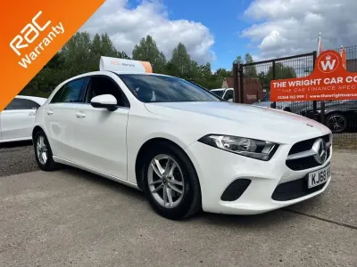 Used Mercedes A180 SE 116 HP (85 kW) 2019 White Hatchback