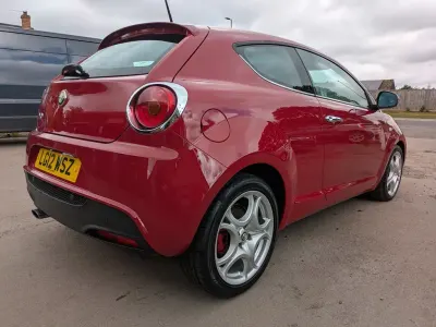 Used Alfa Romeo MiTo Distinctive 135 HP (99 kW) 2012 Red Hatchback