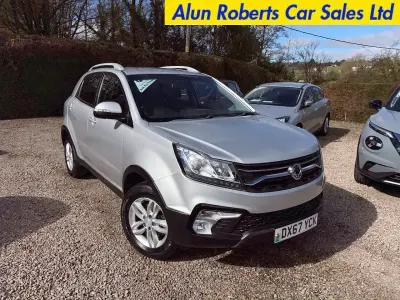 Used SsangYong Korando 150 HP (110 kW) 2017 Silver Estate