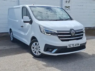 Nowe Renault Trafic 2025 Biały Minivan