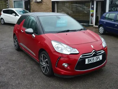 Used Citroën DS3 PureTech 110 HP (80 kW) 2015 Red Hatchback