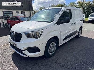 White Used 2020 Vauxhall Combo Sportive MPV | £7,995 (Fair price)