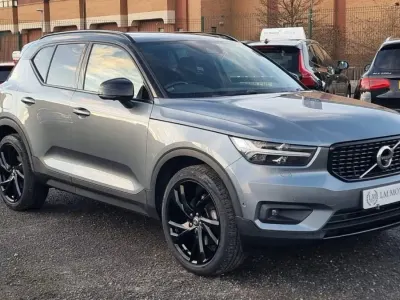 Usado Volvo XC40 2018 Cinzento SUV