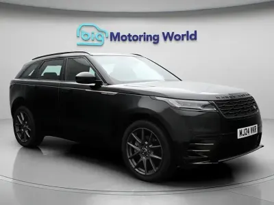 Second-hand Land Rover Range Rover Velar HSE Dynamic 404 CP (297 kW) 2024 Negru SUV