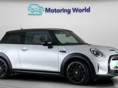 Used Mini Cooper Level 2 135 kW (184 HP) 2023 Hatchback