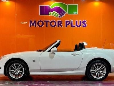 Used Mazda MX5 126 HP (92 kW) 2013 White Cabriolet