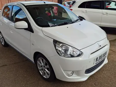 Used Mitsubishi Mirage 2015 White Hatchback