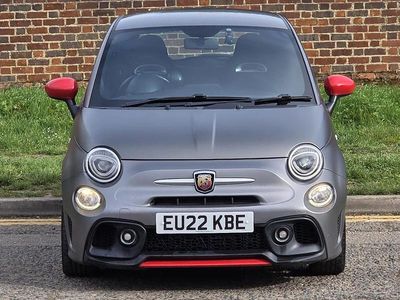 Begagnad Abarth 595 Pista 165 HK (121 kW) 2022 Grå Halvkombi