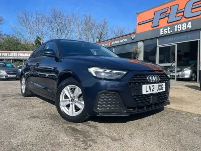 Usado Audi A1 Sportback Business 95 HP (69 kW) 2021 Azul Citadino
