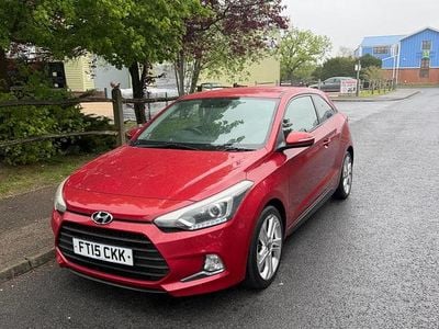 Used Hyundai i20 Sport 90 HP (66 kW) 2015 Red Coupe