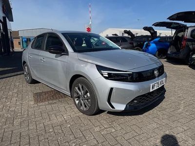 Second-hand Vauxhall Corsa Design Edition 100 CP (73 kW) 2026 Gri Hatchback