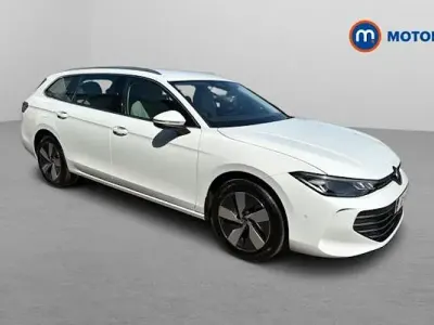 Used VW Passat Life 204 HP (150 kW) 2025 White Estate