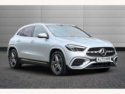 Mercedes GLA220