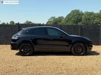 Used Porsche Macan 380 HP (279 kW) 2021 Black SUV