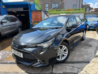 Used Toyota Corolla 122 HP (89 kW) 2021 Black Hatchback