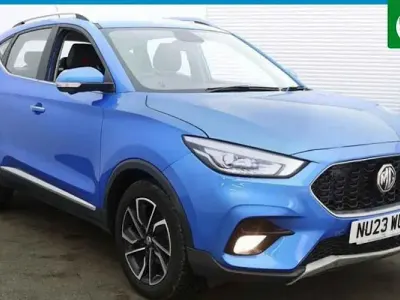 Usado MG ZS Exclusive 111 HP (81 kW) 2023 Azul SUV