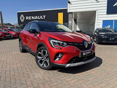 Used Renault Captur Techno 142 HP (104 kW) 2023 Red/black  SUV