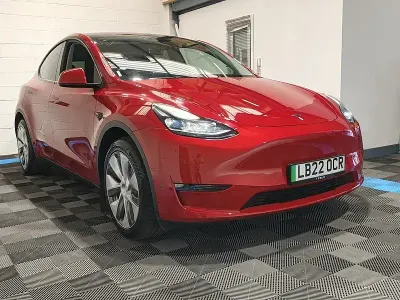 Used Tesla Model Y Long Range AWD 378 kW (514 HP) 2022 Red SUV