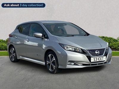 Begagnad Nissan Leaf Tekna 110 kW (150 HK) 2018 Silver Halvkombi