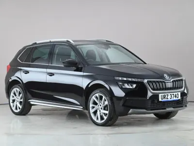 Begagnad Skoda Kamiq SE L Executive 2023 Svart SUV