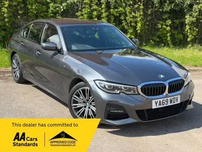 Begagnad BMW 330e M Sport 2019 Grå Sedan