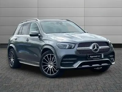 Käytetty Mercedes GLE400 AMG line 325 HP (239 kW) 2023 Harmaa Katumaasturi