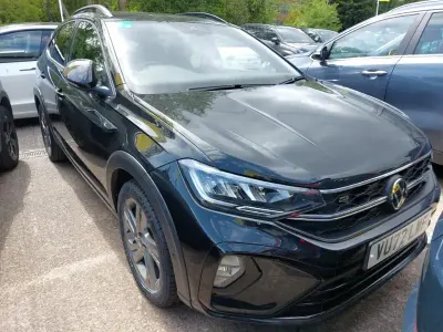 Begagnad VW Taigo R-line 110 HK (80 kW) 2022 Svart SUV