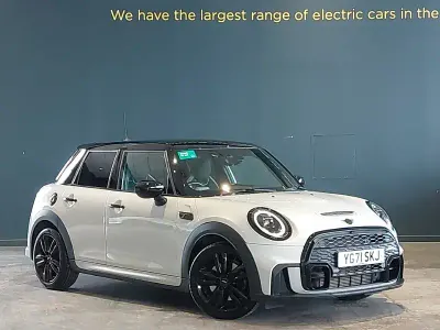 Used Mini Cooper S Sport 178 HP (130 kW) 2021 Silver Hatchback