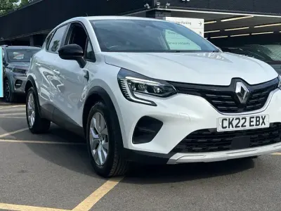 Usado Renault Captur Iconic 91 HP (66 kW) 2022 Branco SUV