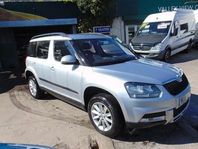 Używany Skoda Yeti 2015 Srebrny SUV