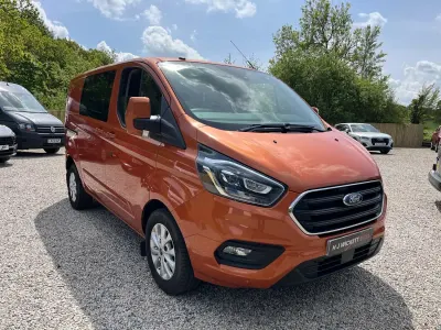 Used Ford Transit Custom Limited 130 HP (95 kW) 2018 Orange Van