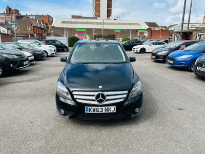 Begagnad Mercedes B180 SE 109 HK (80 kW) 2014 Svart Minibuss