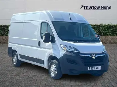 Begagnad Vauxhall Movano Edition 140 HK (102 kW) 2023 Vit