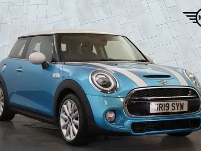Used Mini Cooper S Classic 192 HP (141 kW) 2019 Blue Hatchback