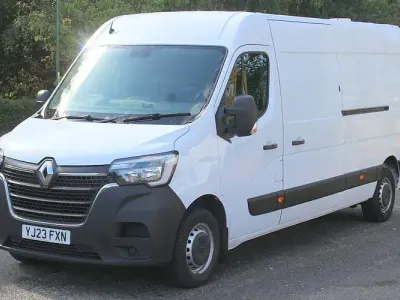 Used Renault Master 135 HP (99 kW) 2023 White MPV