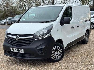 Used Vauxhall Vivaro 95 HP (69 kW) 2019 White MPV