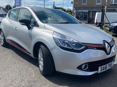 Used Renault Clio IV Dynamique 75 HP (55 kW) 2016 Silver Hatchback