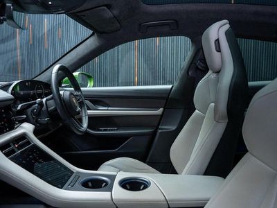 Used Porsche Taycan Performance Package 11 kW (15 HP) 2022 Sedan