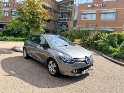 Used Renault Clio Dynamique 75 HP (55 kW) 2014 Grey Hatchback
