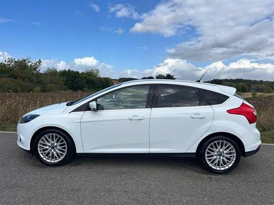 White Used 2011 Ford Focus Zetec Hatchback | £2,695 (Fair price)