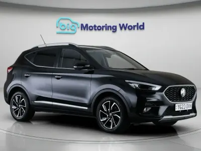 Usado MG ZS Exclusive 106 HP (77 kW) 2023 Preto SUV