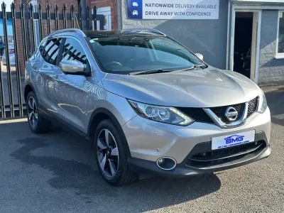 Used Nissan Qashqai N-TEC 110 HP (80 kW) 2015 Silver SUV