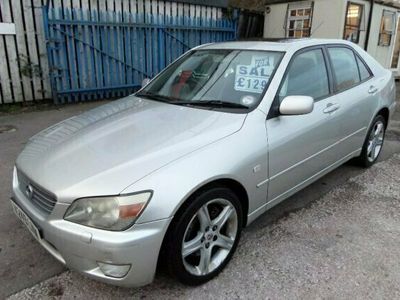 used Lexus IS200 2.0