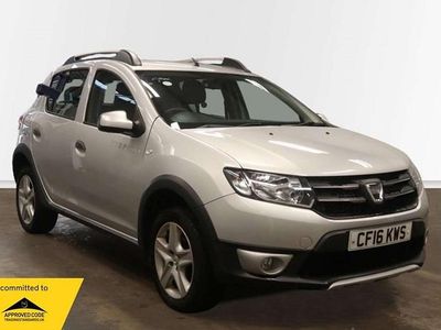 Used 2016 Dacia Sandero Lauréate | £5,250 (Fair price)
