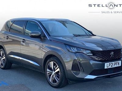 Used Peugeot 5008 Allure Premium 131 HP (96 kW) 2022 SUV